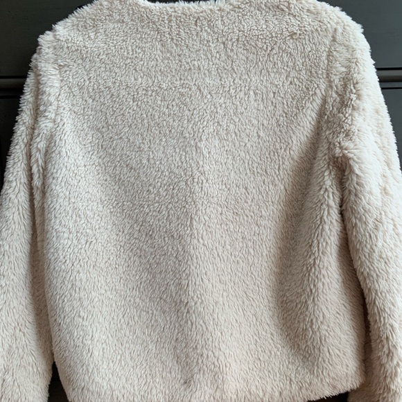 Women’s Vero Moda Amanda Short Faux Fur Teddy Jacket Size S Color oatmeal - Picture 5 of 8